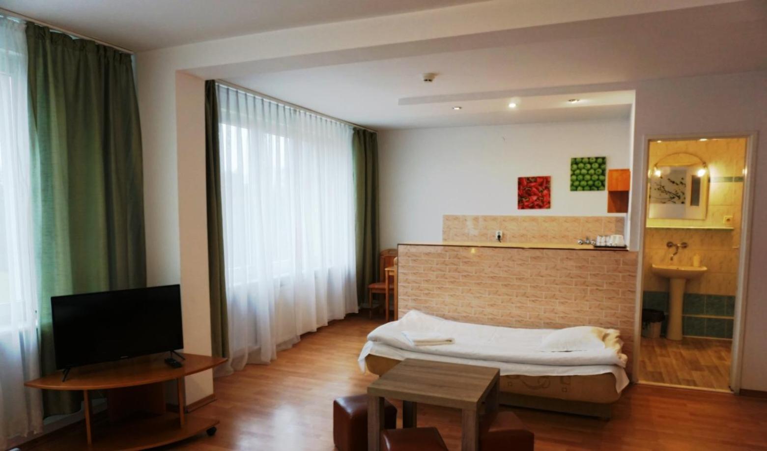 Scsk Brzezno Hostel Гданск Екстериор снимка