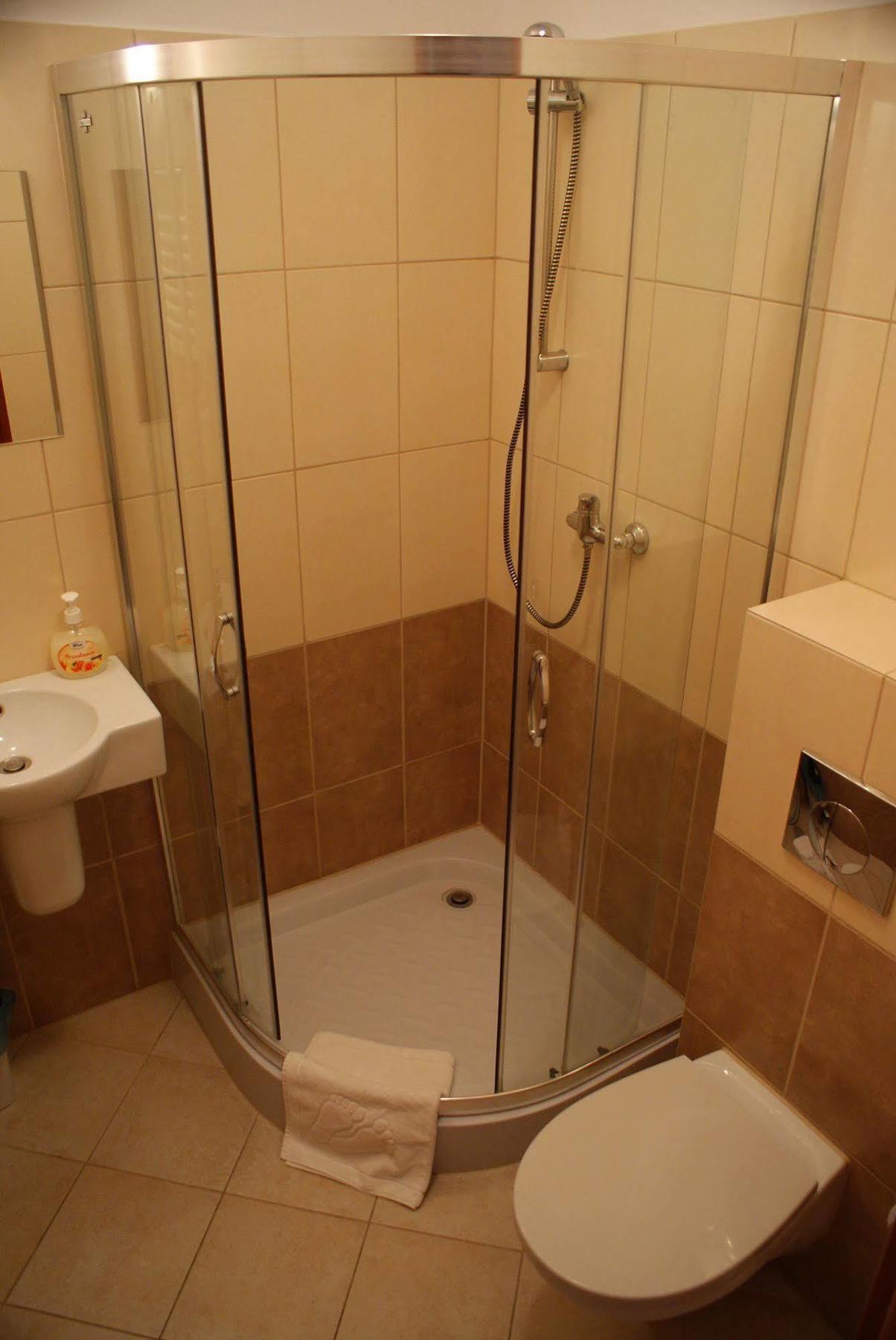 Scsk Brzezno Hostel Гданск Екстериор снимка