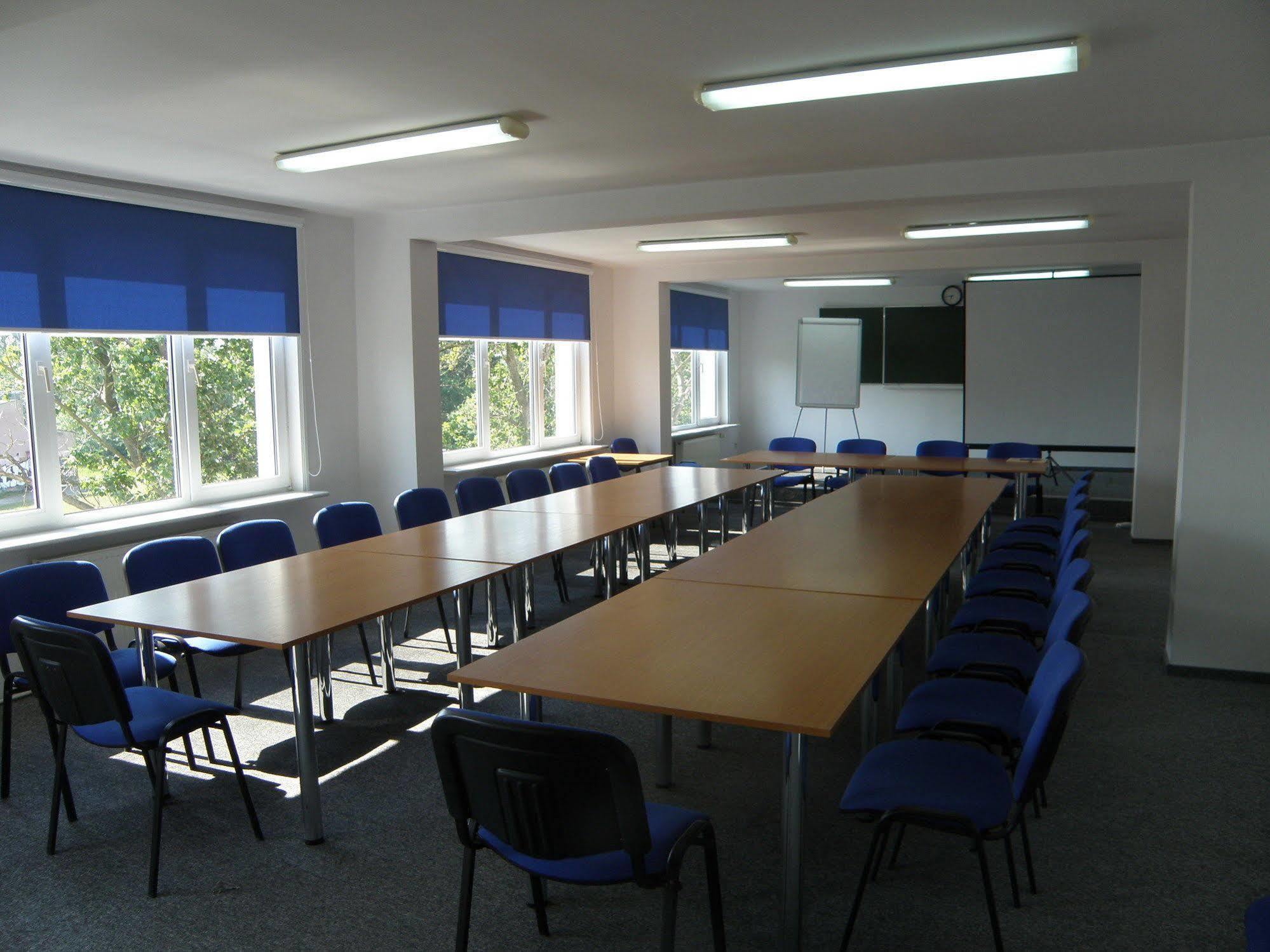 Scsk Brzezno Hostel Гданск Екстериор снимка