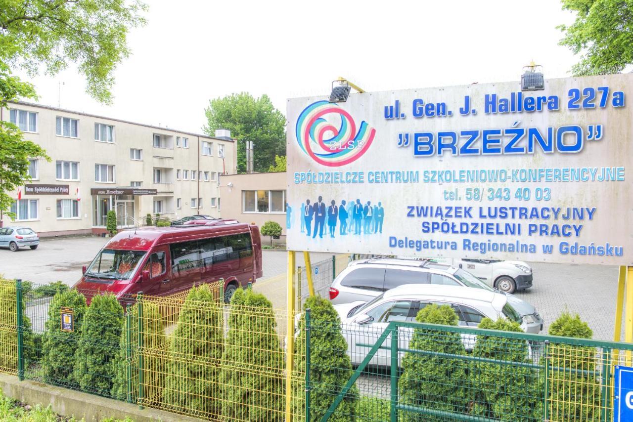 Scsk Brzezno Hostel Гданск Екстериор снимка