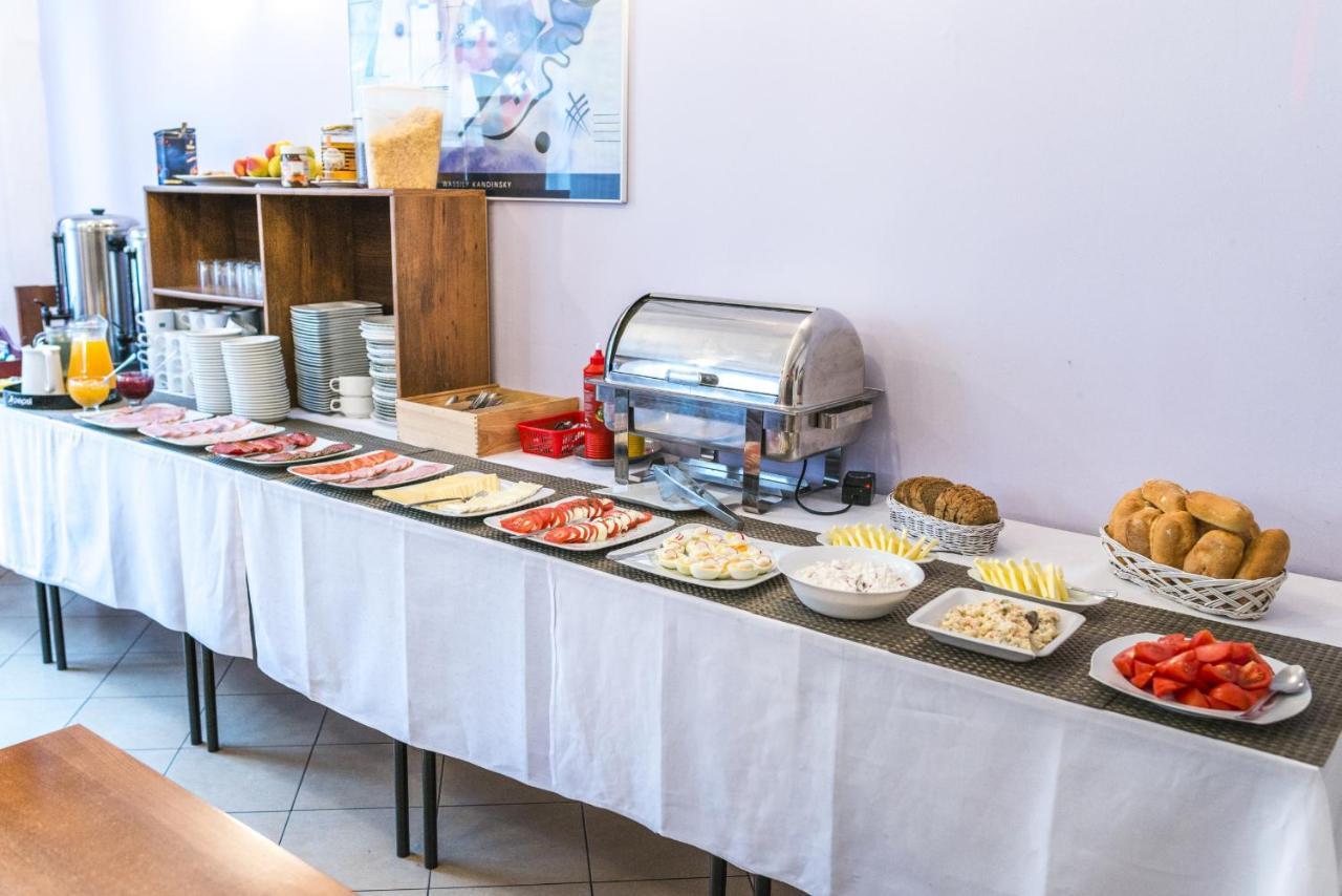 Scsk Brzezno Hostel Гданск Екстериор снимка