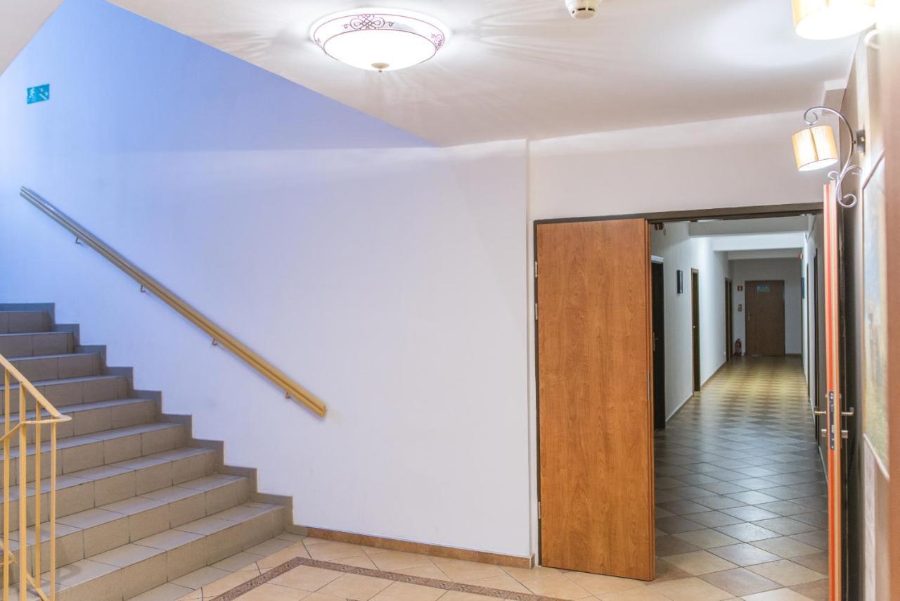 Scsk Brzezno Hostel Гданск Екстериор снимка