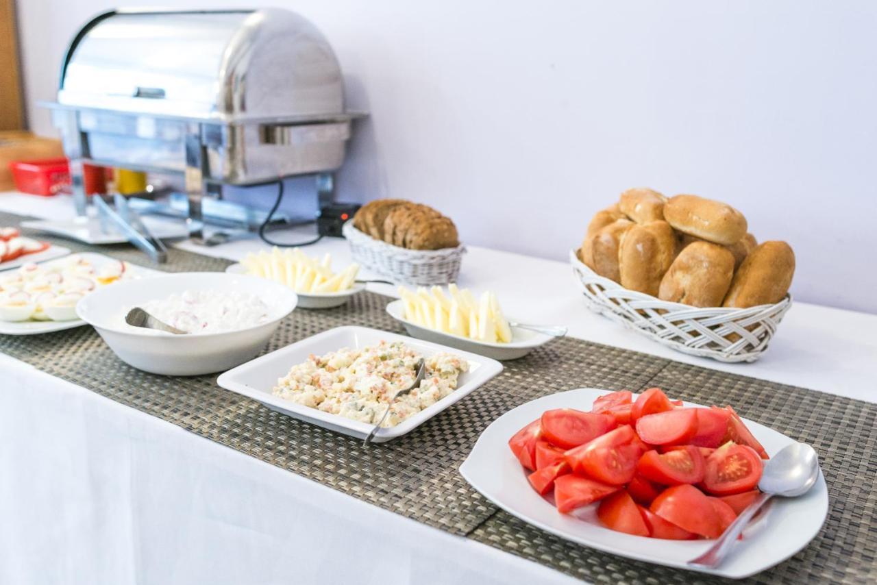 Scsk Brzezno Hostel Гданск Екстериор снимка